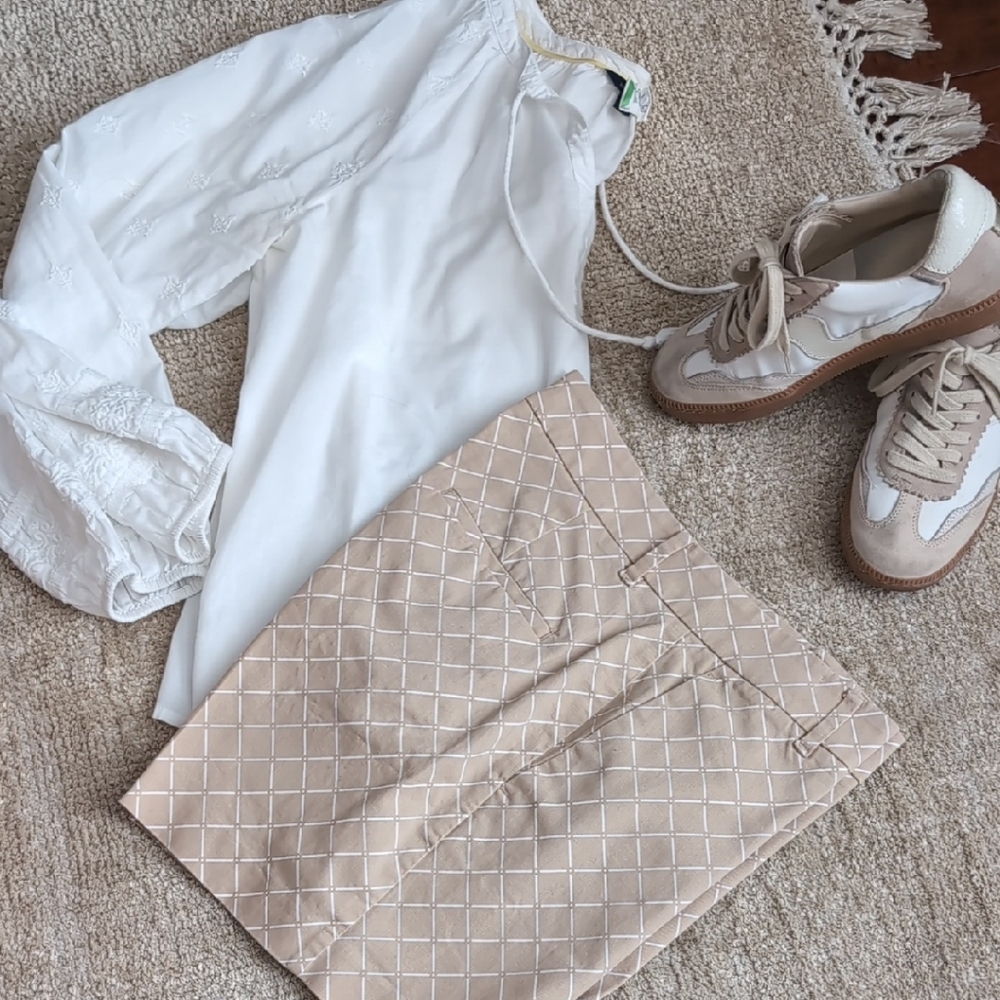 Ann Taylor Beige Checkered Short